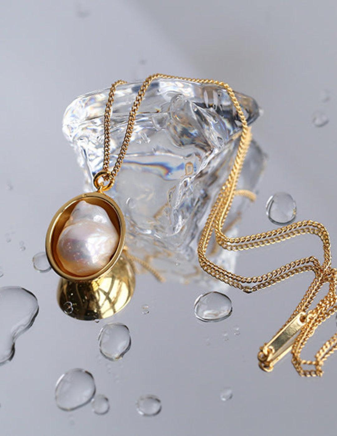 Oval Pendant Baroque Shaped Pearl Necklace - Gembea Jewelry