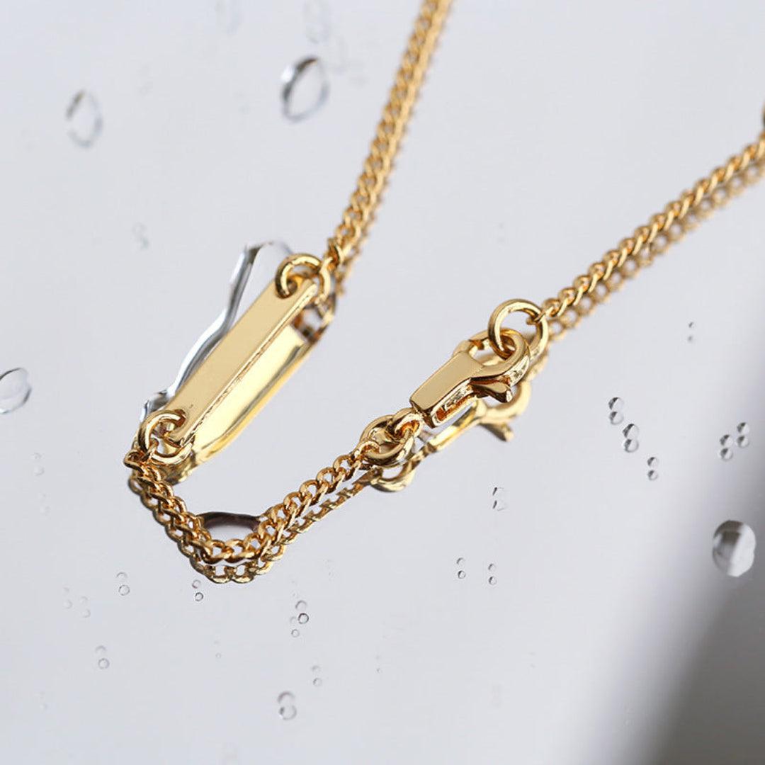 Oval Pendant Baroque Shaped Pearl Necklace - Gembea Jewelry