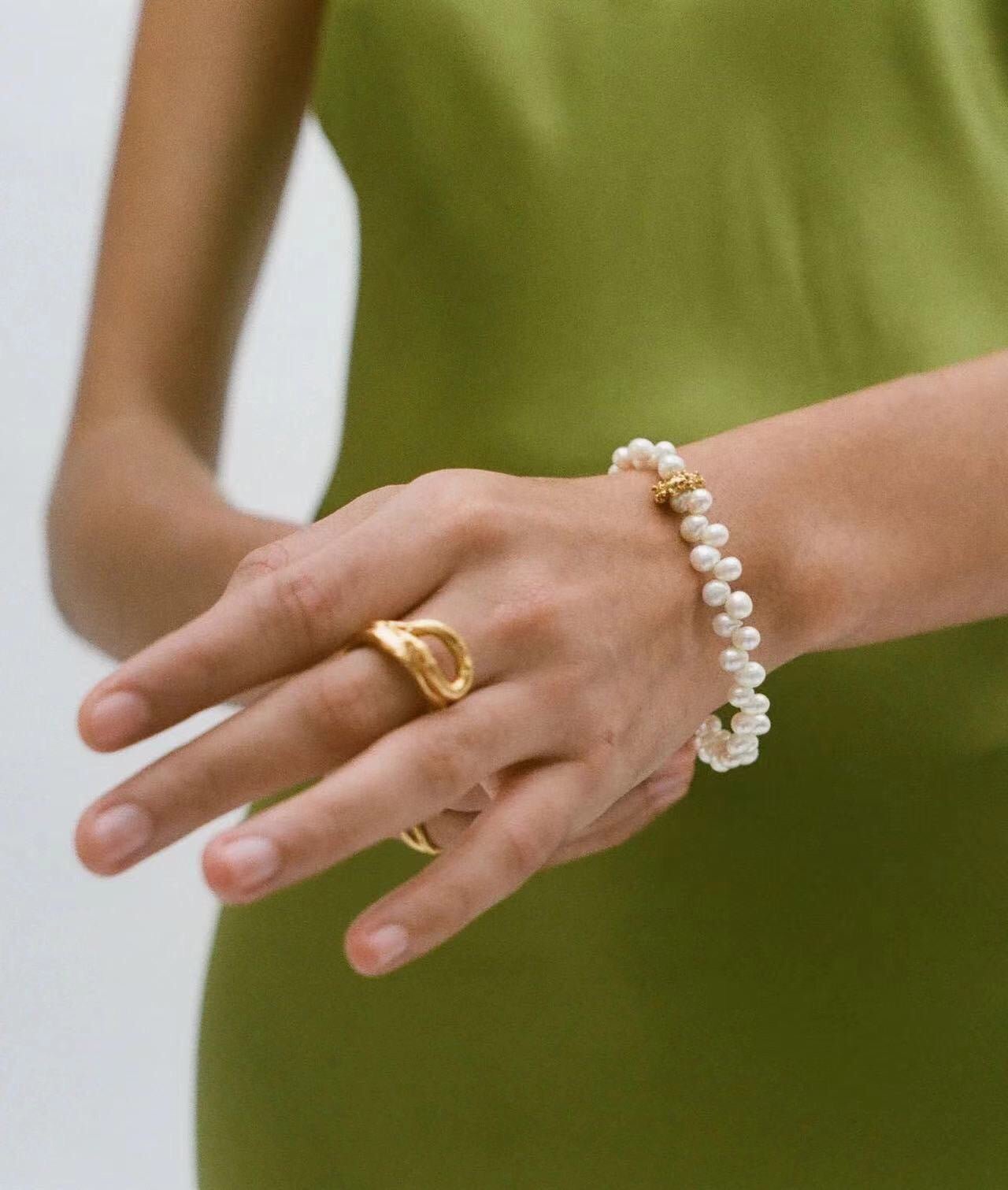 Asymmetrical Freshwater Pearl Bracelet