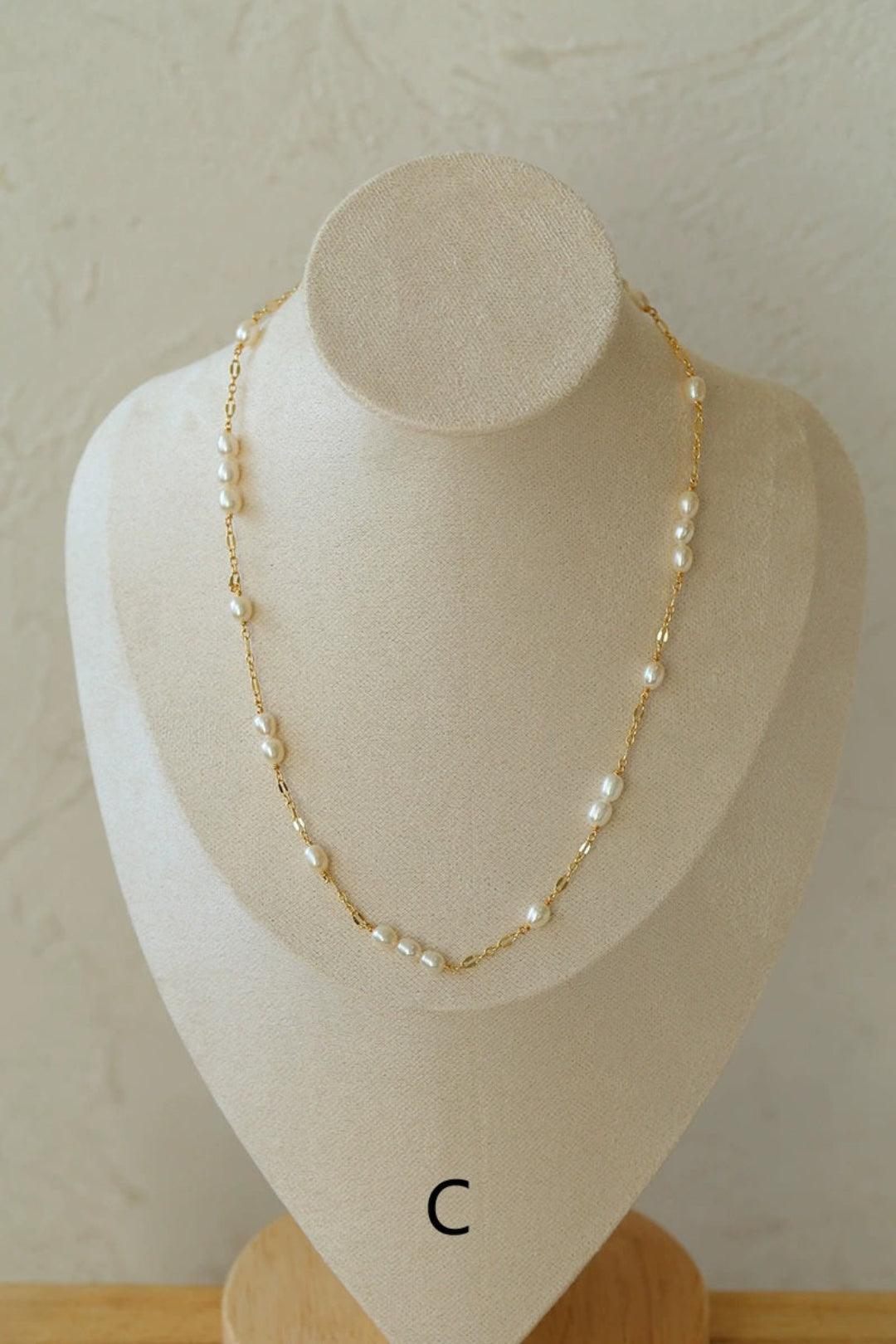 Overlay Natural Pearl Pendant Necklace - Gembea Jewelry