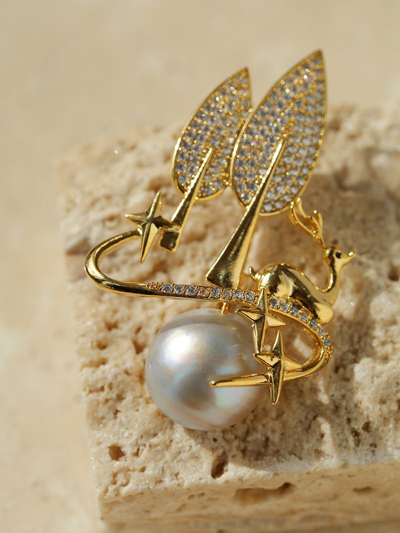Christmas Deer Mabe Pearl Brooch gembea jewelry