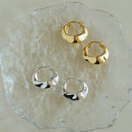 Commuter Twist Floral Geometric Metal Earrings - Gembea Jewelry