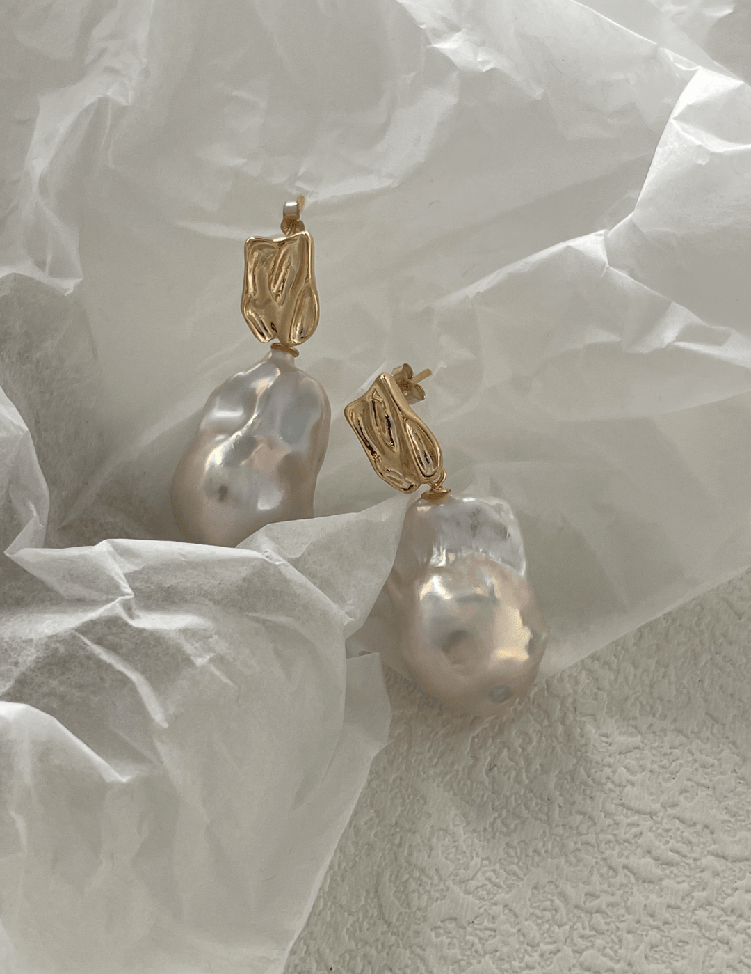 18K Gold Baroque Pendant Pearl Earrings - Gembea Jewelry
