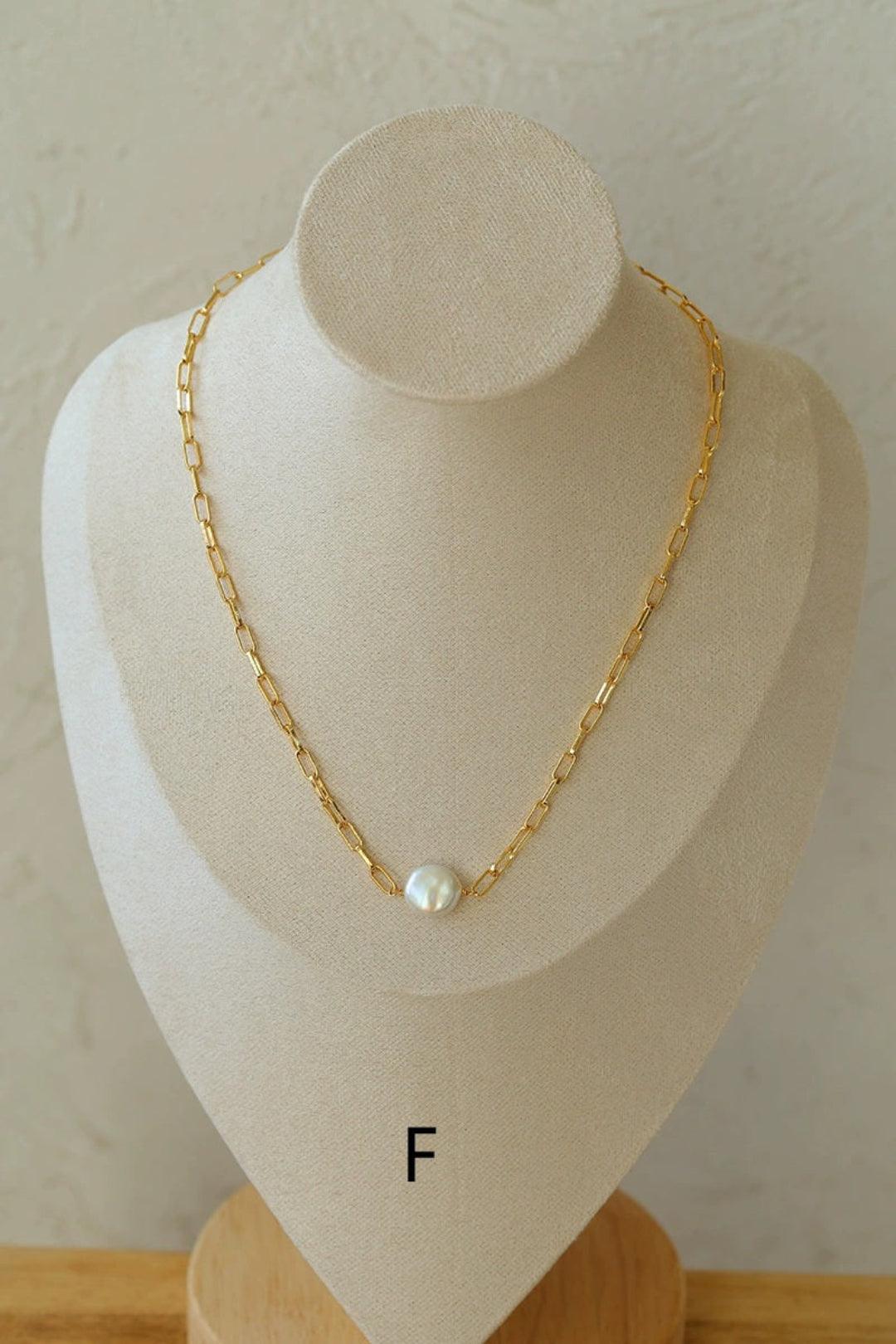 Overlay Natural Pearl Pendant Necklace - Gembea Jewelry