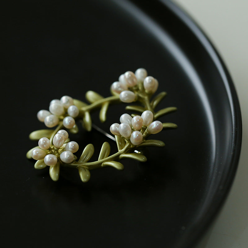Green Leaf Peach Blossom Pearl Brooch gembea jewelry