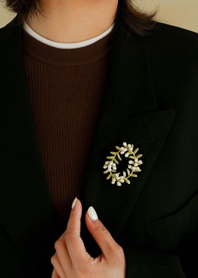 Green Leaf Peach Blossom Pearl Brooch gembea jewelry