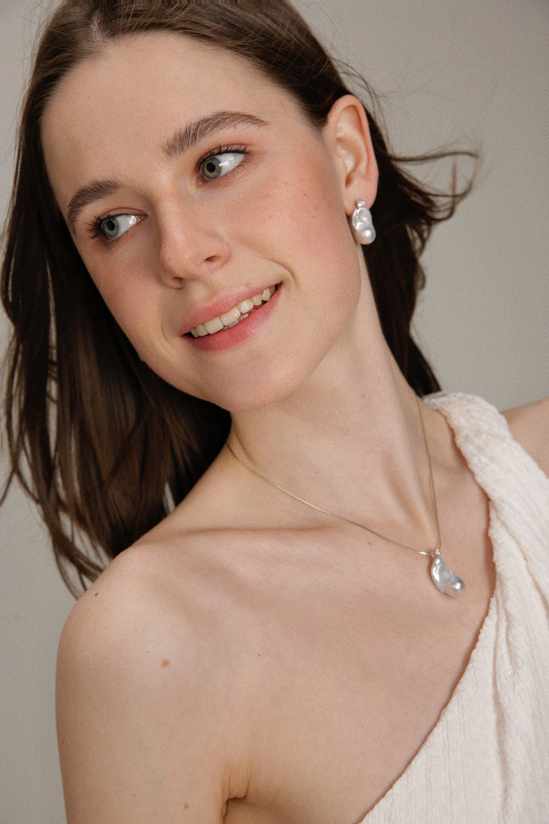 Gembea Jewelry Baroque Pearl Zircon Stud Earrings