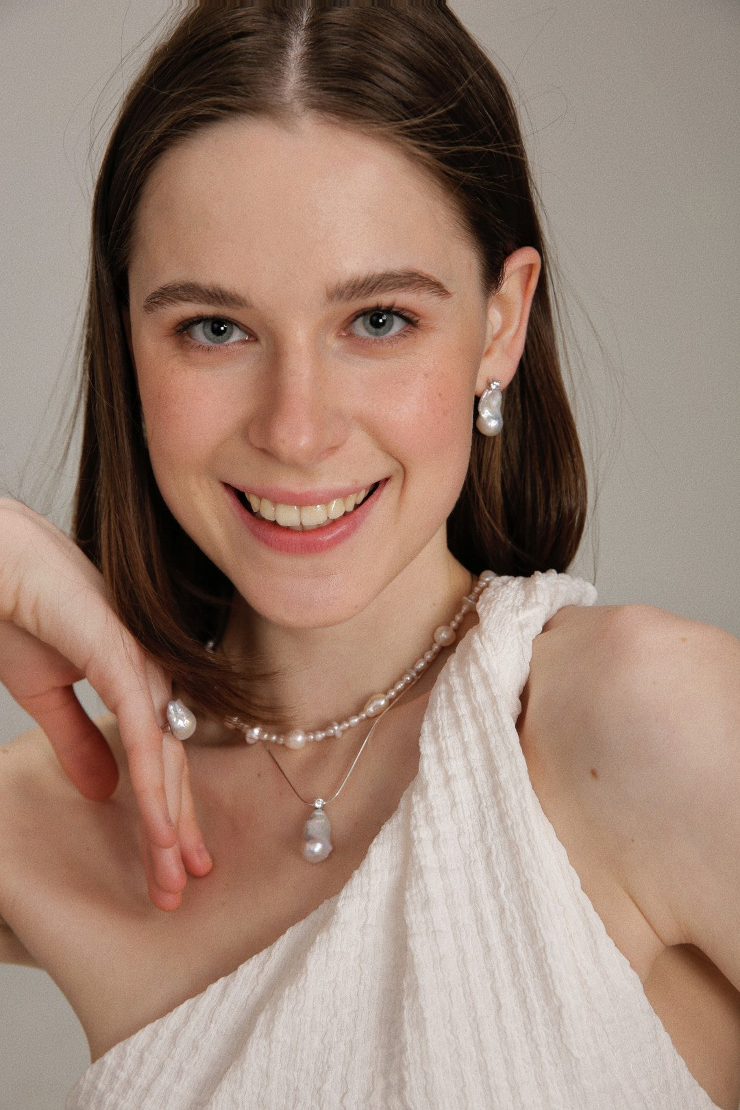 Gembea Jewelry Simple Freshwater Pearl Necklace