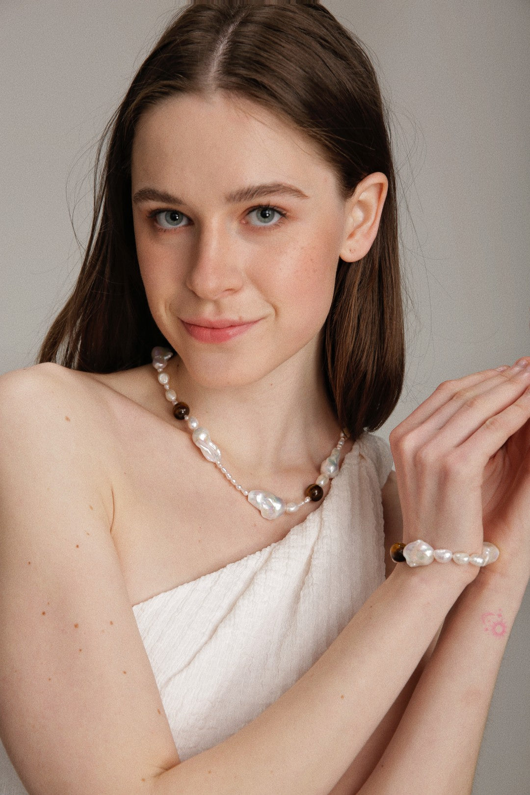 Gembea Jewelry Amber Baroque Pearl Necklace