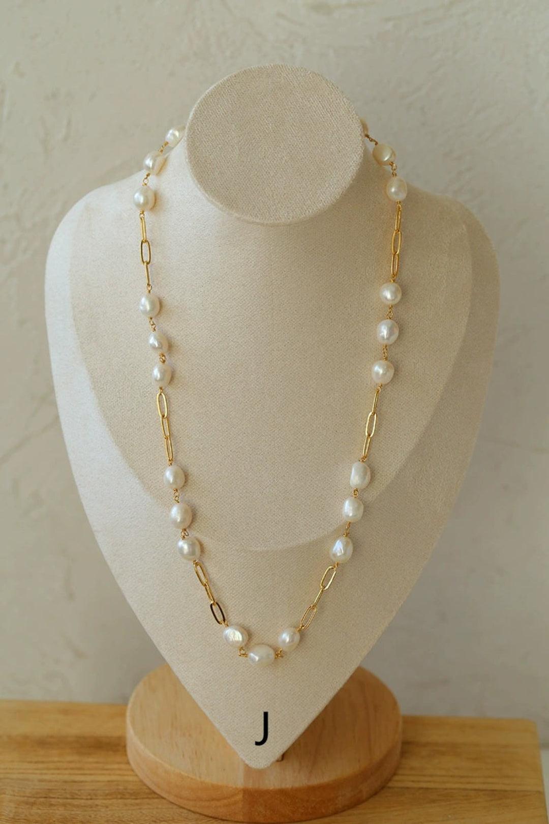 Overlay Natural Pearl Pendant Necklace - Gembea Jewelry