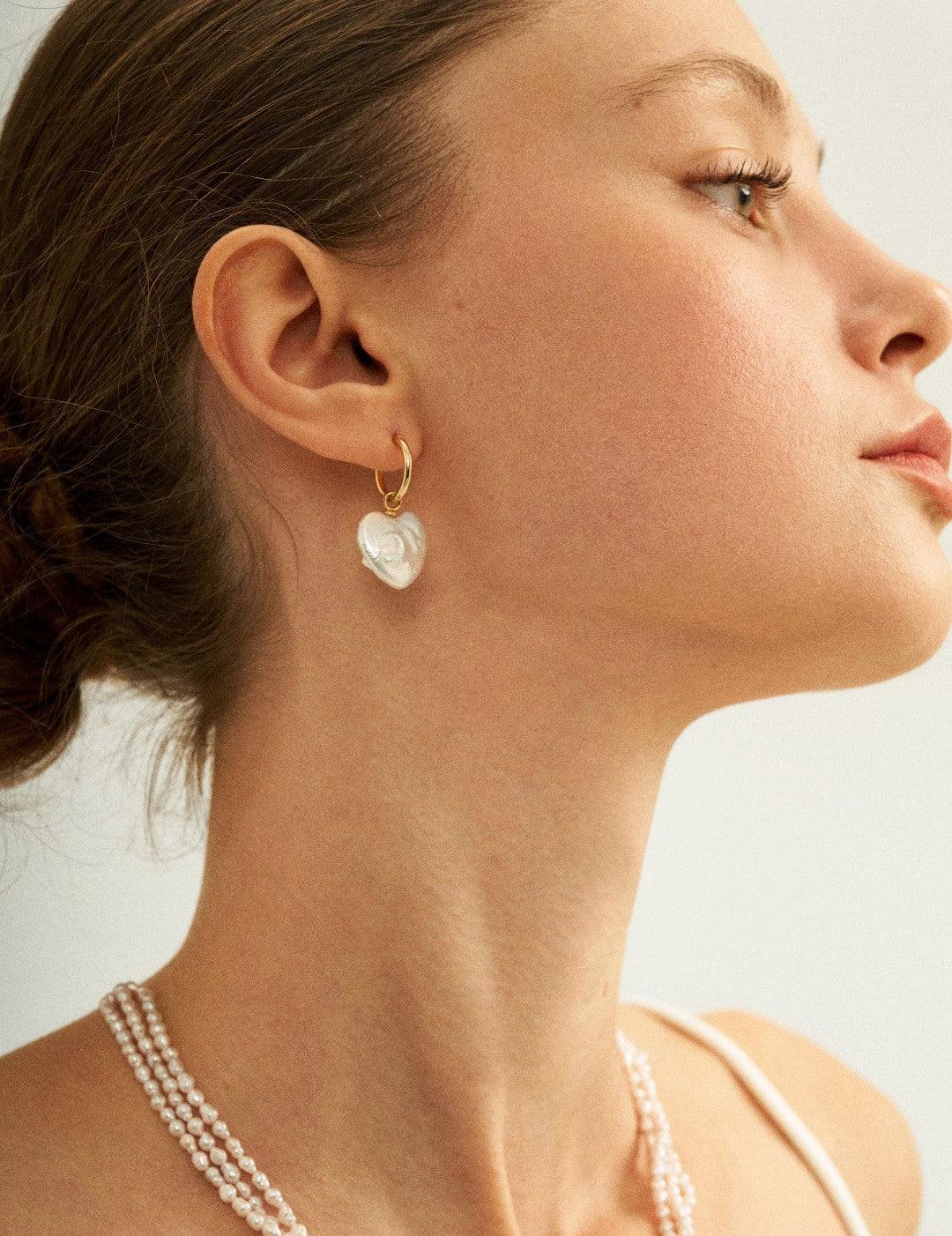 Love Heart Baroque Pearl Hoop Earrings - Gembea Jewelry