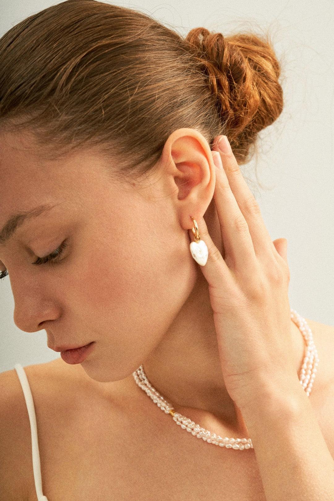 Love Heart Baroque Pearl Hoop Earrings - Gembea Jewelry