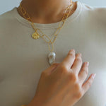 Metal Chain Baroque Pearl Pendant Necklace - Gembea Jewelry