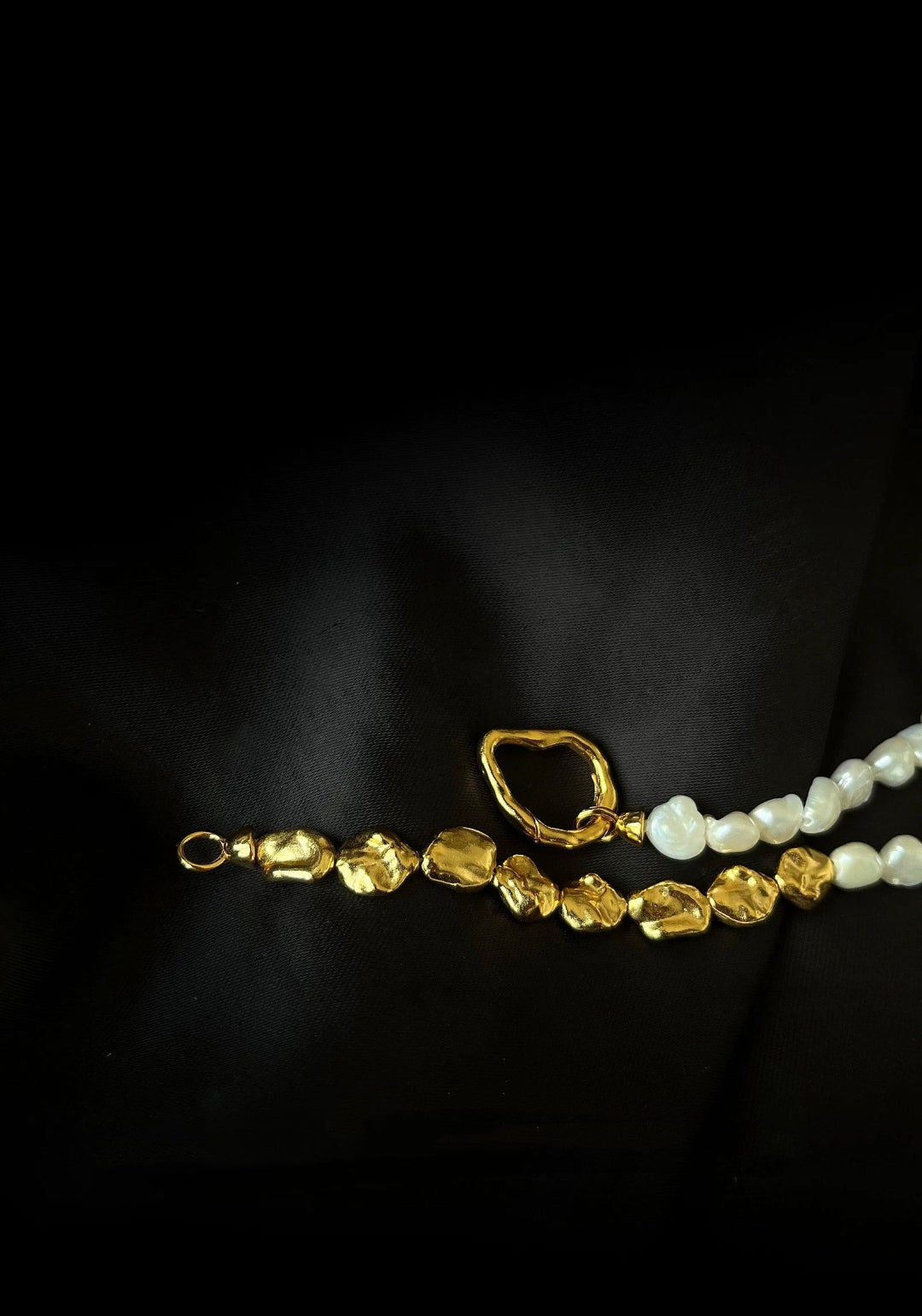 Metal Petal Baroque Pearl Beaded Necklace gembea jewelry