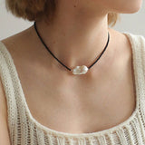 Minimalist Baroque Pearl Black Agate Beaded Necklace-Gembea Jewelry