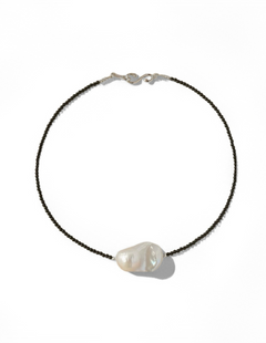Minimalist Baroque Pearl Black Agate Beaded Necklace gembea jewelry