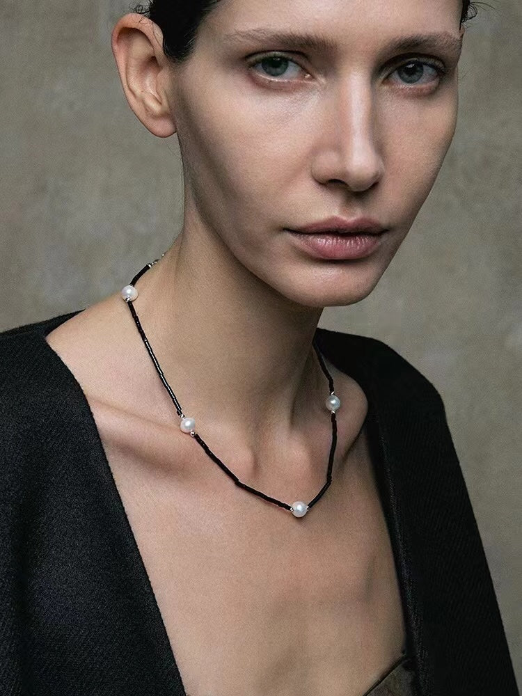 Minimalist Freshwater Pearl Black Agate Beaded Necklace-Gembea Jewelry