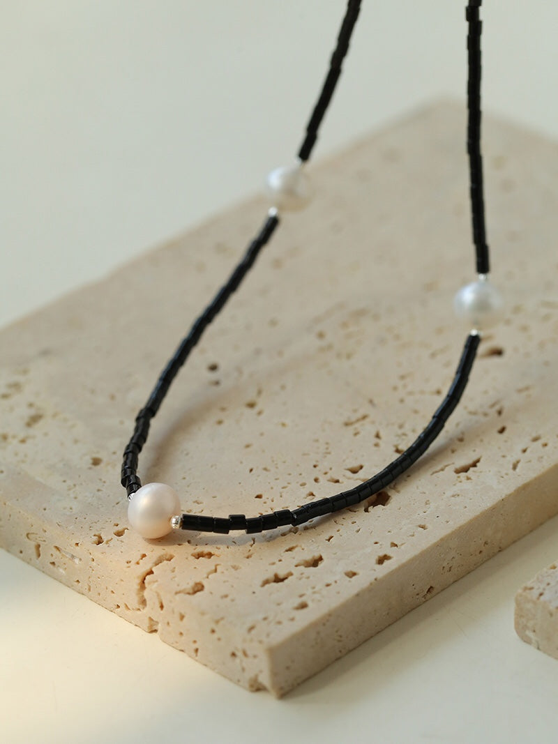 Minimalist Freshwater Pearl Black Agate Beaded Necklace-Gembea Jewelry
