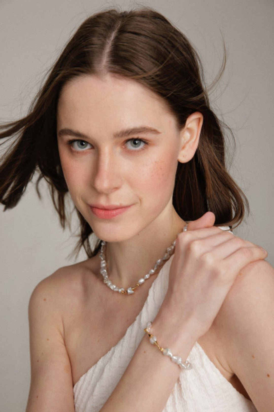 Gembea Jewelry Moustache Baroque Pearl Beaded Necklace