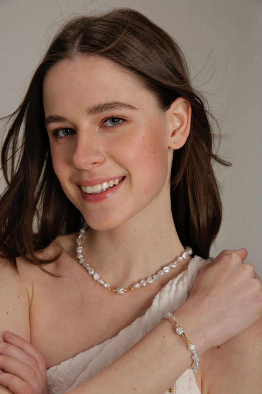 Gembea Jewelry Moustache Baroque Pearl Beaded Necklace