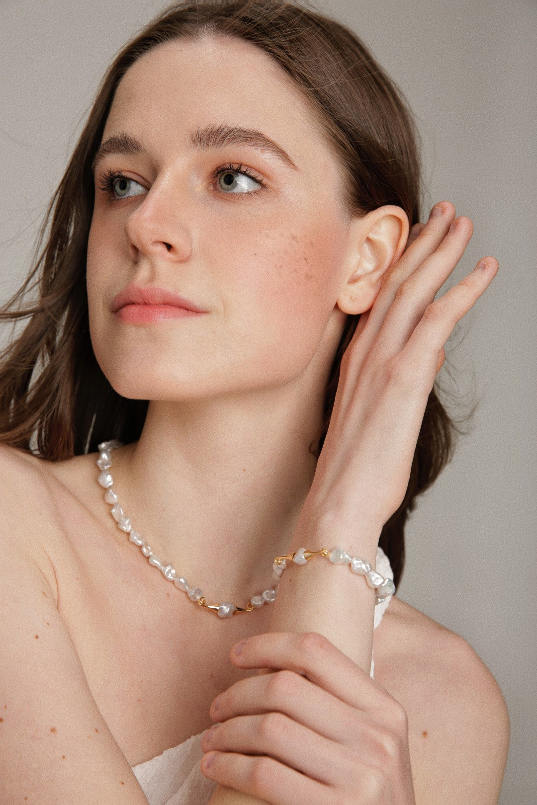 Gembea Jewelry Moustache Baroque Pearl Bracelet