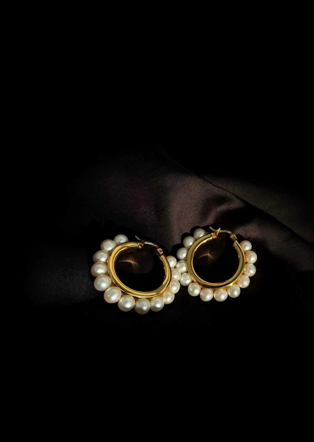 Natural Freshwater Pearl Hoop Earrings