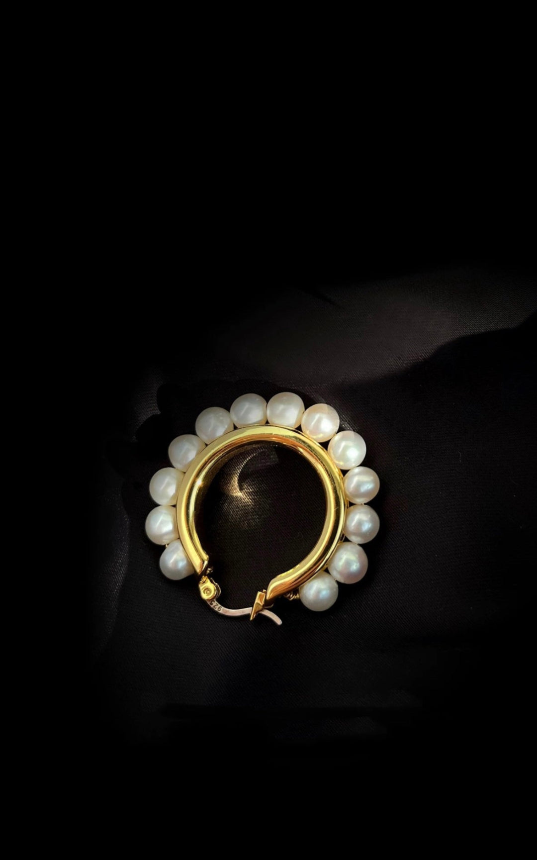 Natural Freshwater Pearl Hoop Earrings