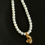 Gembea Jewelry White Shell Beads Conch Pendant Necklace