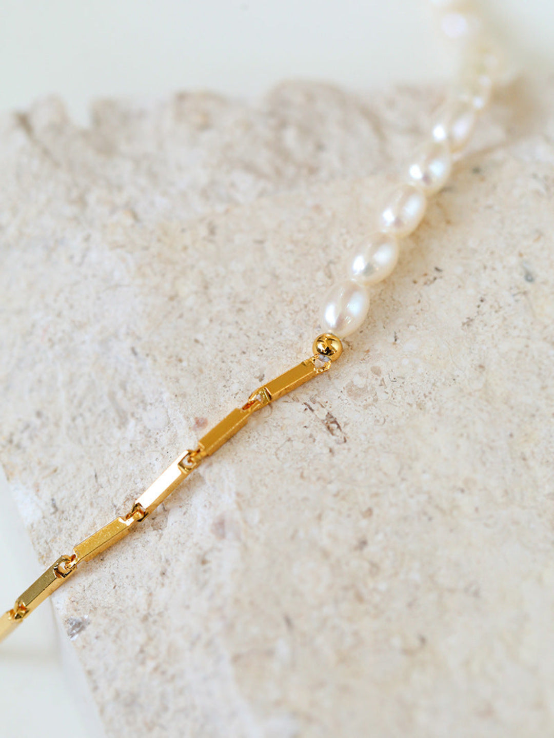 Gembea Jewelry Y-shaped Pearl Chain Necklace