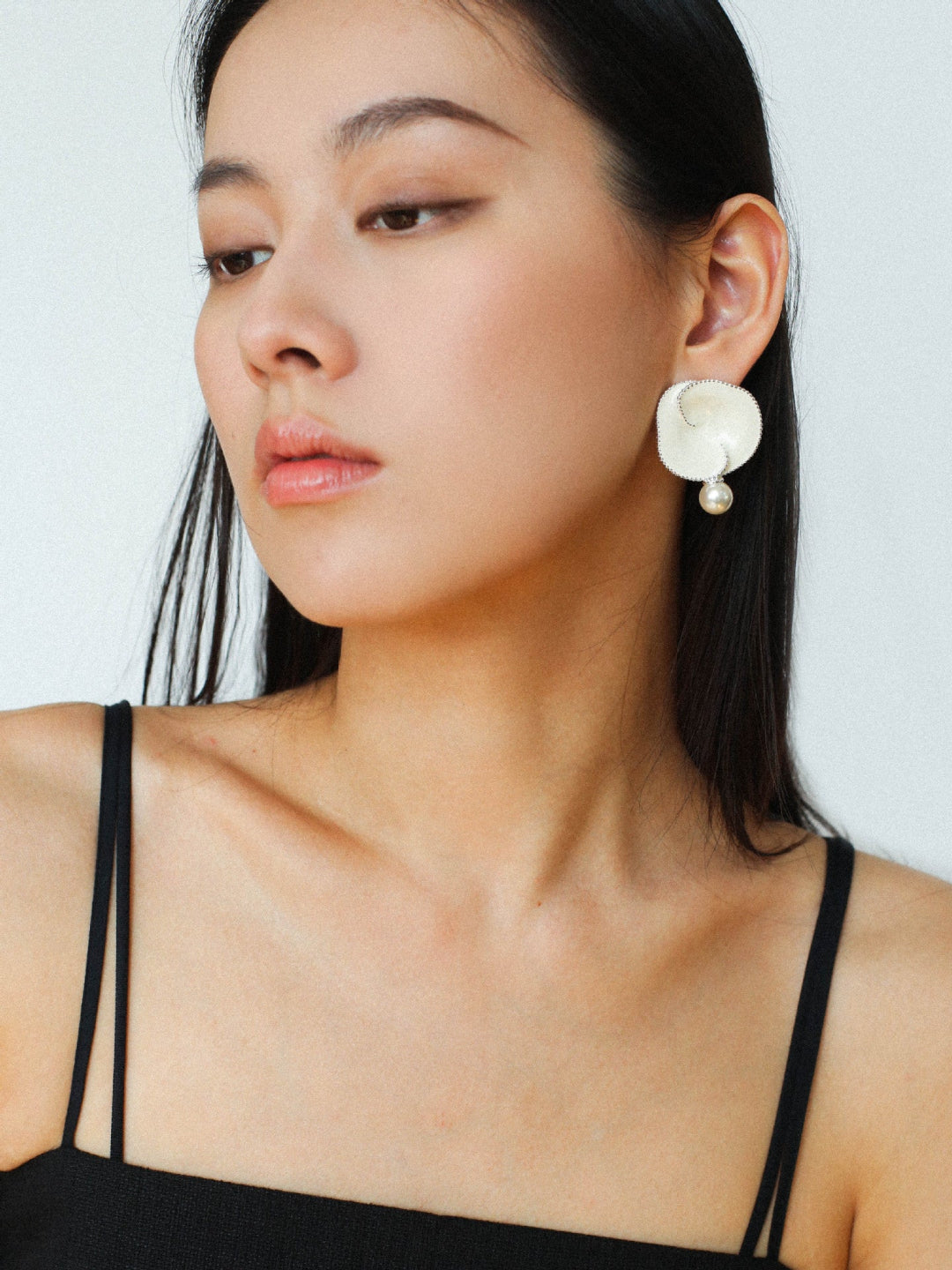Gembea Jewelry Enamel Flower Pearl Black Agate Earrings