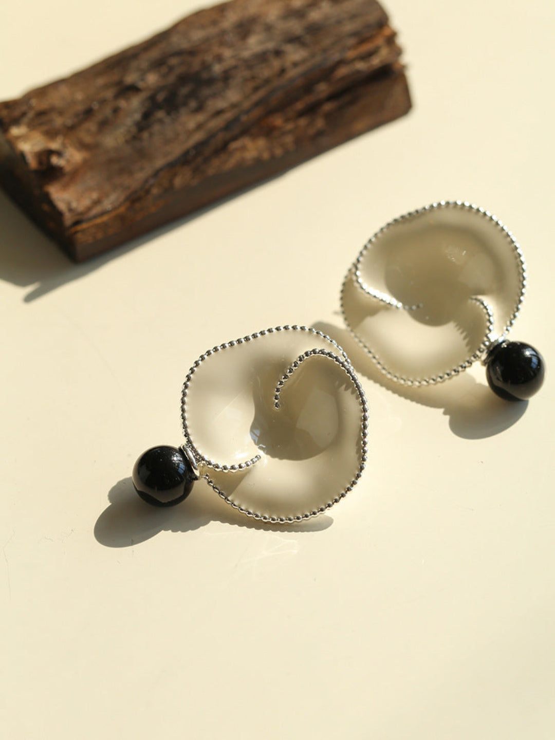Gembea Jewelry Enamel Flower Pearl Black Agate Earrings
