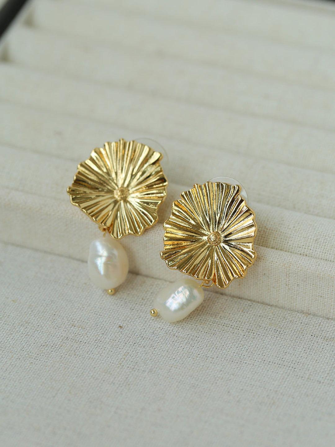 Simple Lotus Leaf Metallic Pearl Earrings - Gembea Jewelry