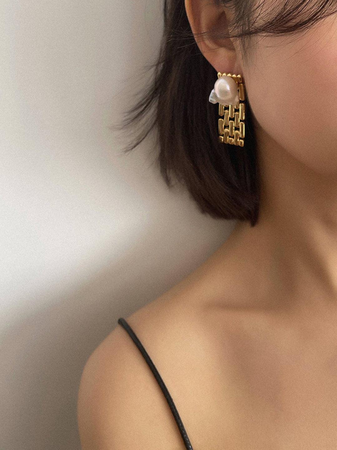 Wide Version Watch Chain Baroque Pearl Earrings - Gembea Jewelry