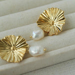Simple Lotus Leaf Metallic Pearl Earrings - Gembea Jewelry