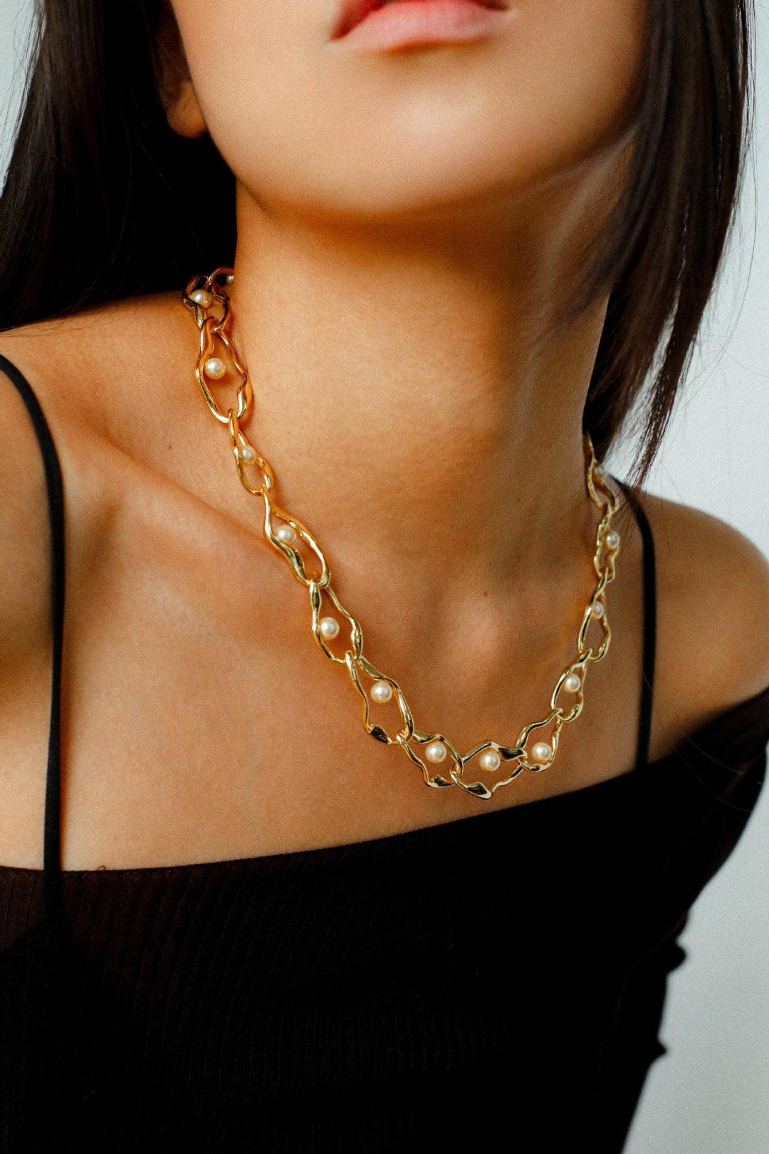 Geometric Twist Artificial Pearl Chain Necklace - Gembea Jewelry
