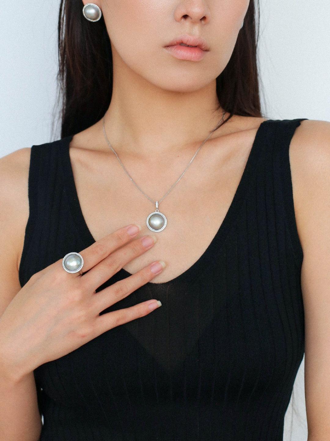 Seawater Mabe Pearl Pendant Necklace - Gembea Jewelry