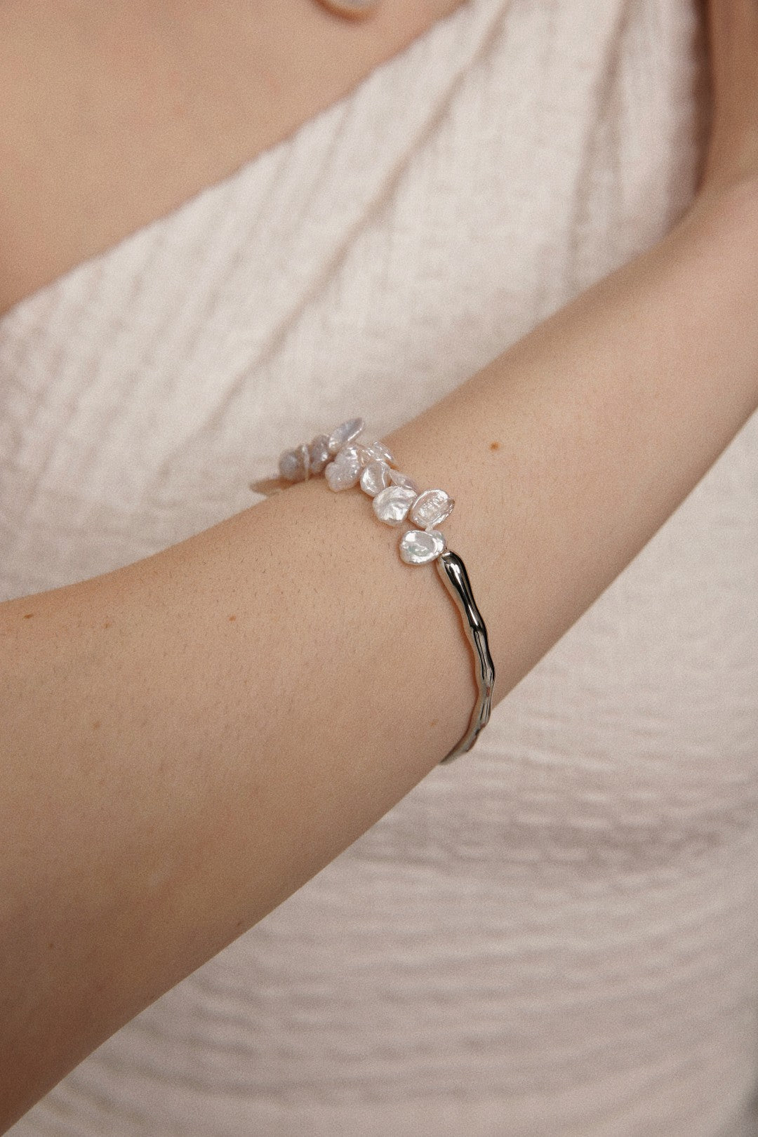 Gembea Jewelry Petal Baroque Sterling Silver Bangles Bracelet
