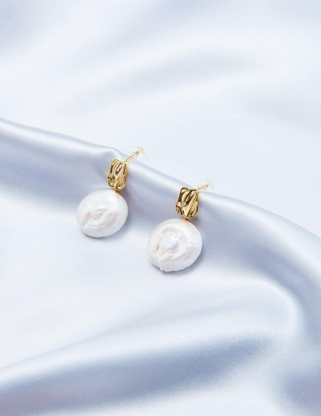 Round Pendant Baroque Pearl Earrings - Gembea Jewelry