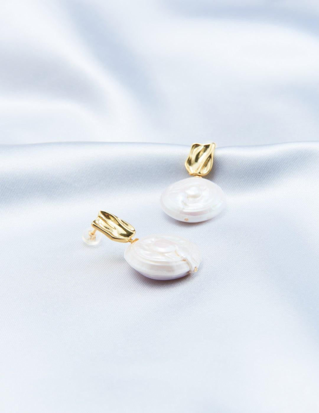 Round Pendant Baroque Pearl Earrings - Gembea Jewelry