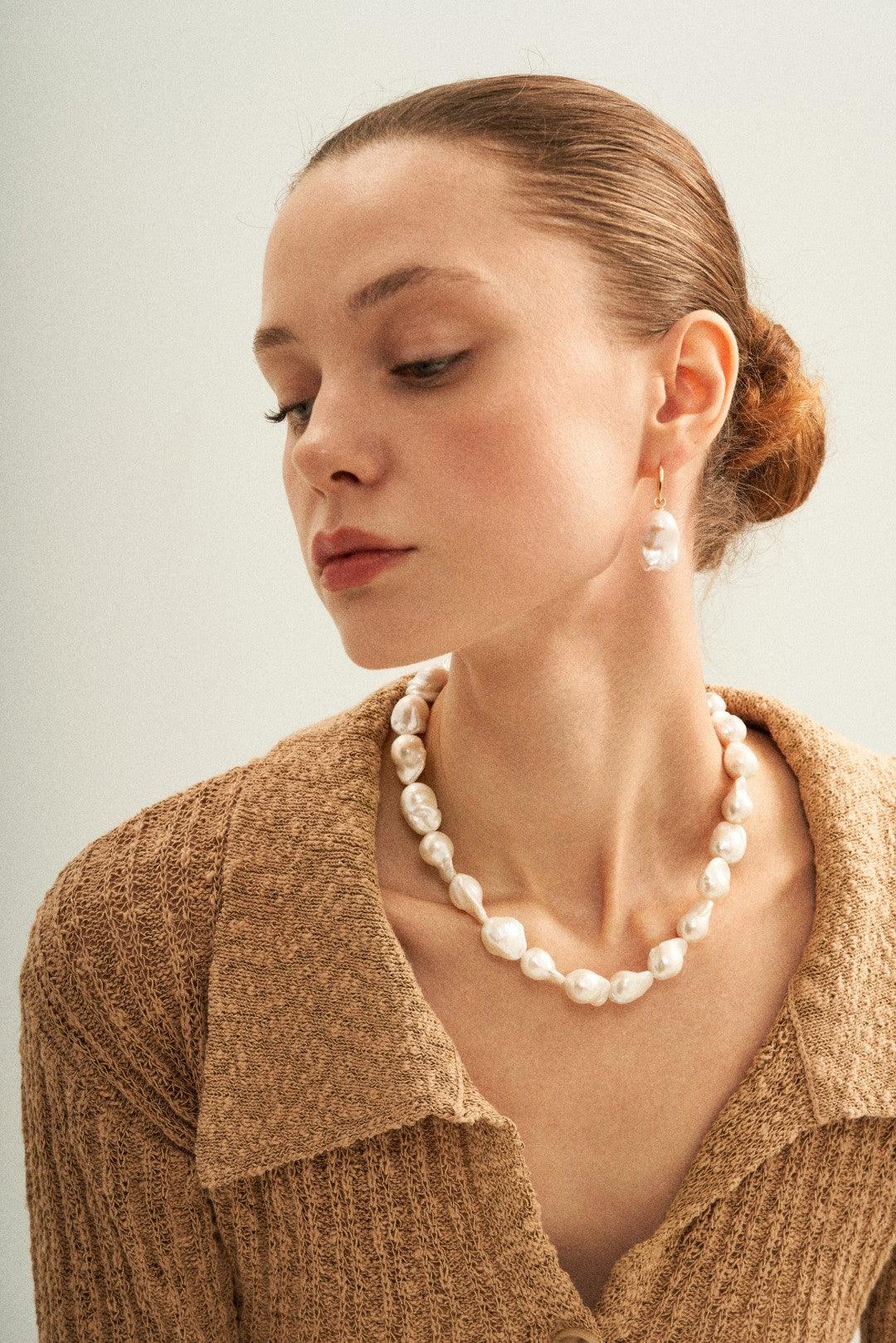 Shaped Big Baroque Beaded Choker Necklace - Gembea Jewelry