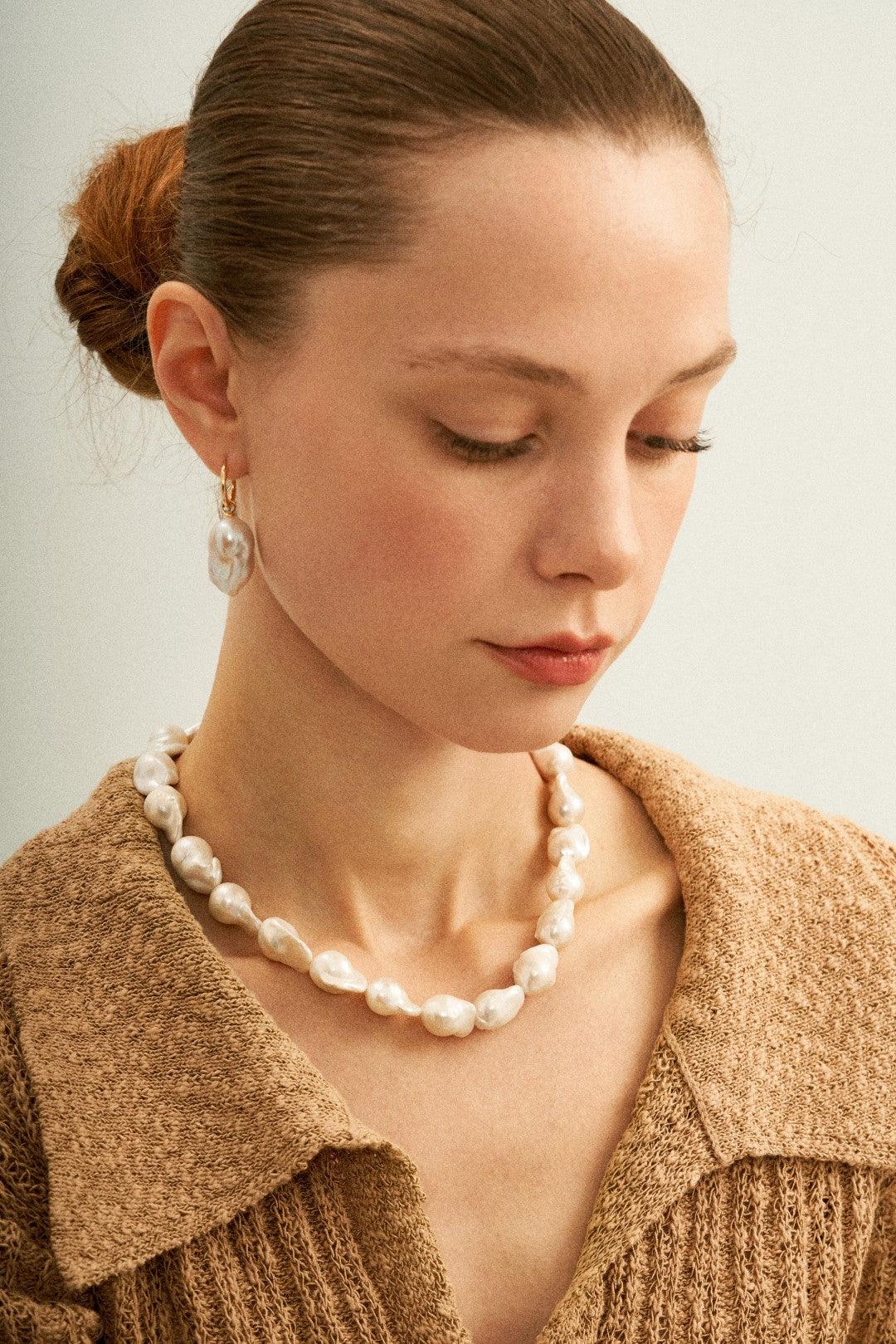 Shaped Big Baroque Beaded Choker Necklace - Gembea Jewelry