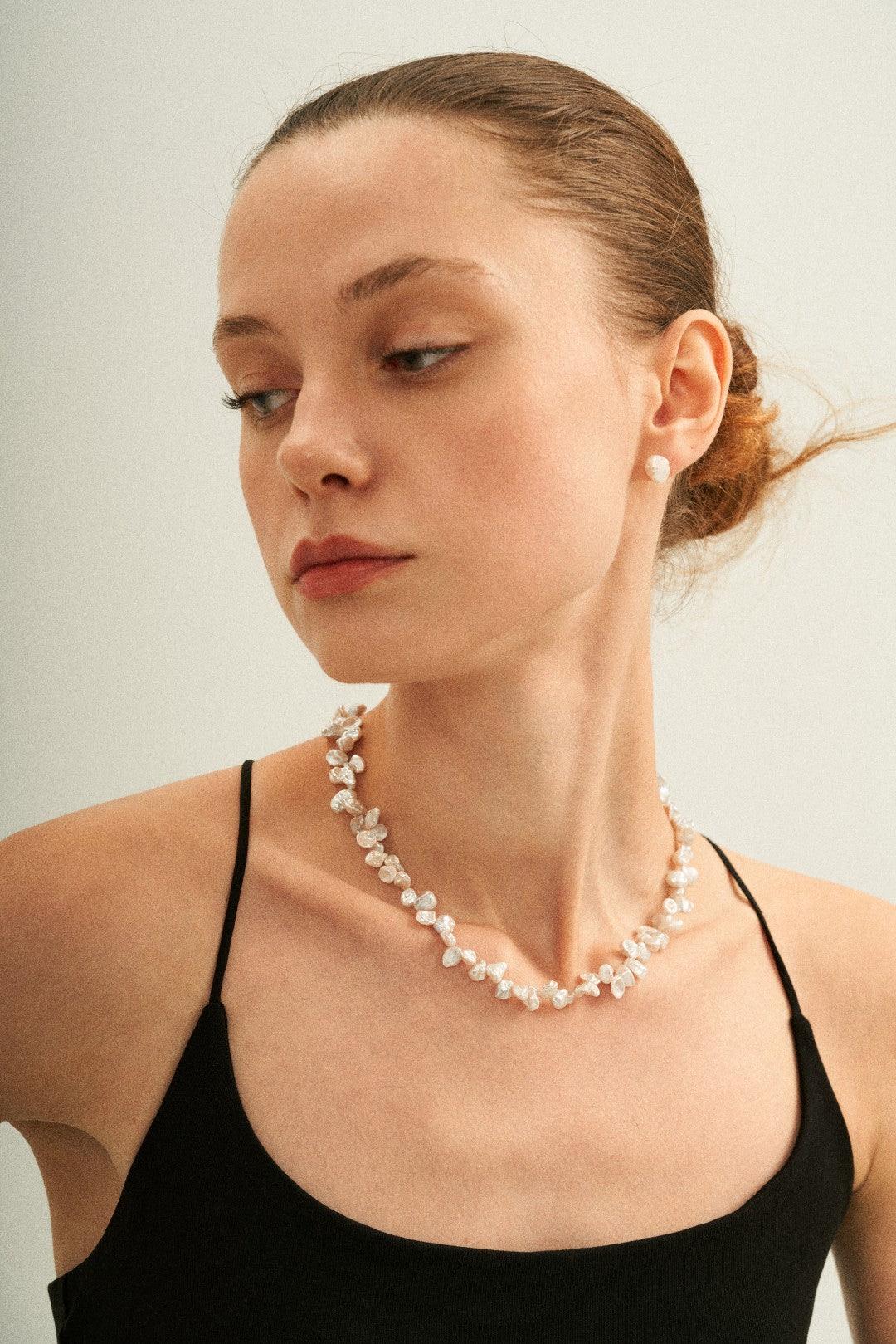 Simple Keshi Baroque Pearl Stud Earrings - Gembea Jewelry