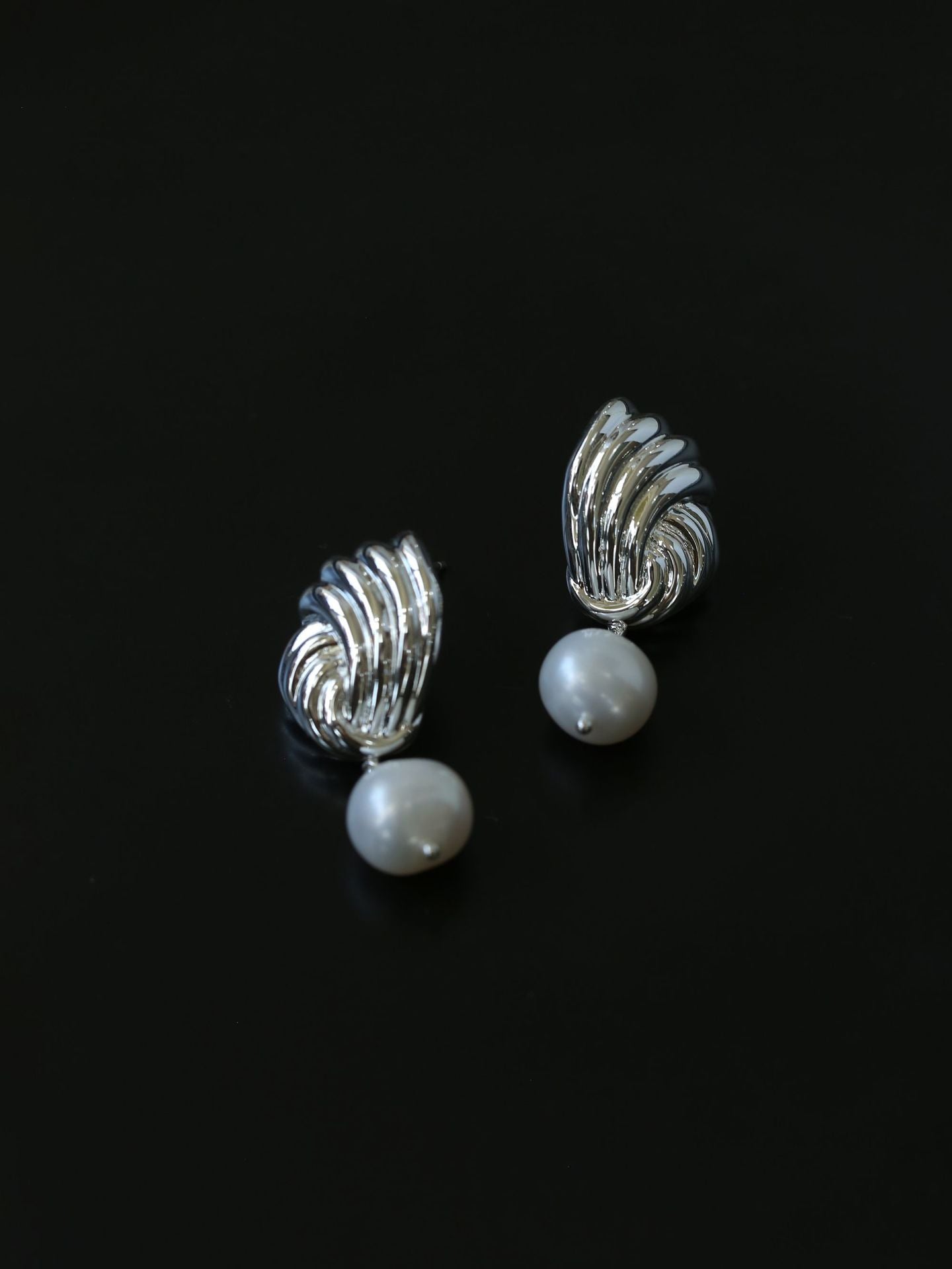 Spiral Metal Wind Stripe Pearl Drop Earrings gembea jewelry