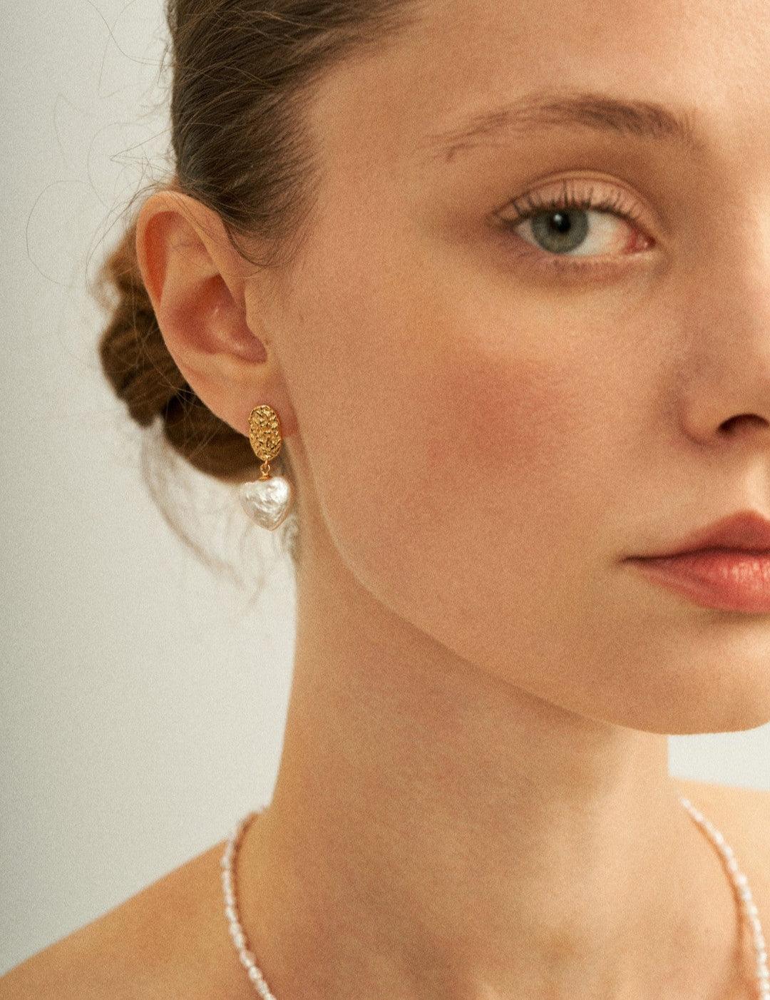 Vintage Heart Baroque Pendant Drop Earrings - Gembea Jewelry