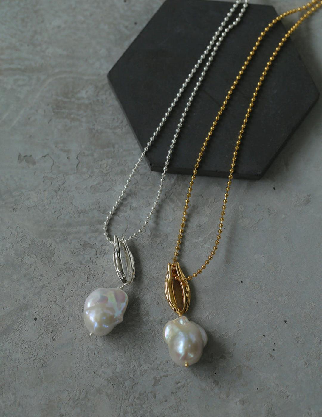 Willow Leaf Baroque Pearl Pendant Necklace - Gembea Jewelry