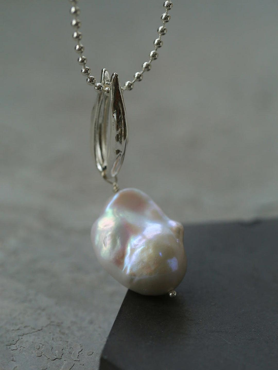 Willow Leaf Baroque Pearl Pendant Necklace - Gembea Jewelry
