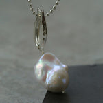 Willow Leaf Baroque Pearl Pendant Necklace - Gembea Jewelry