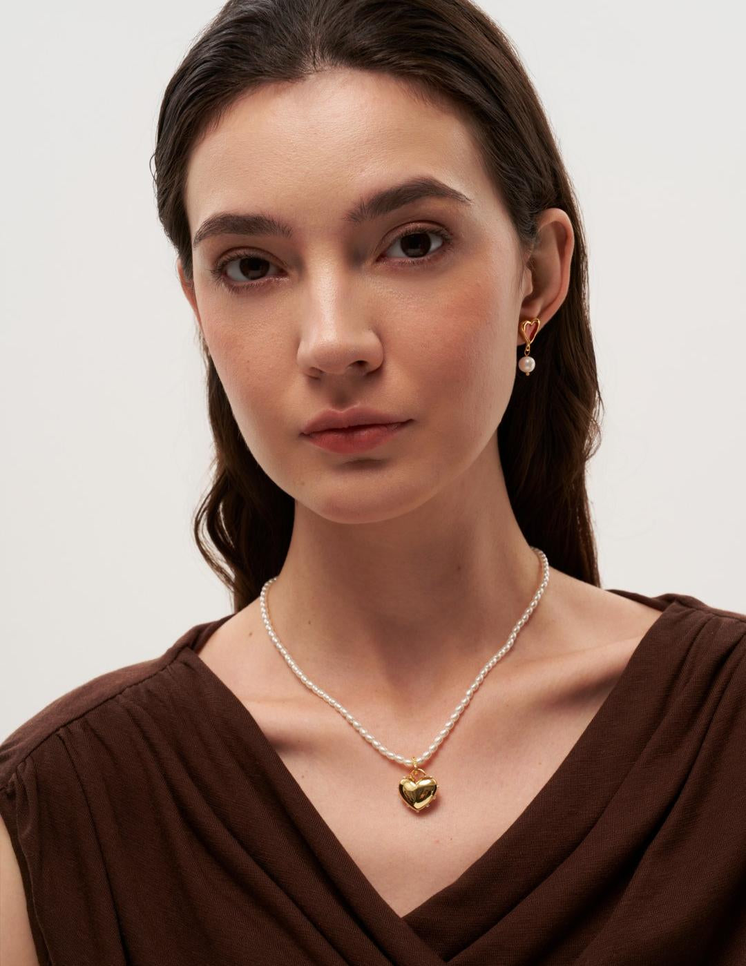 Golden Heart Pendant Pearl Beaded Necklace gembea jewelry