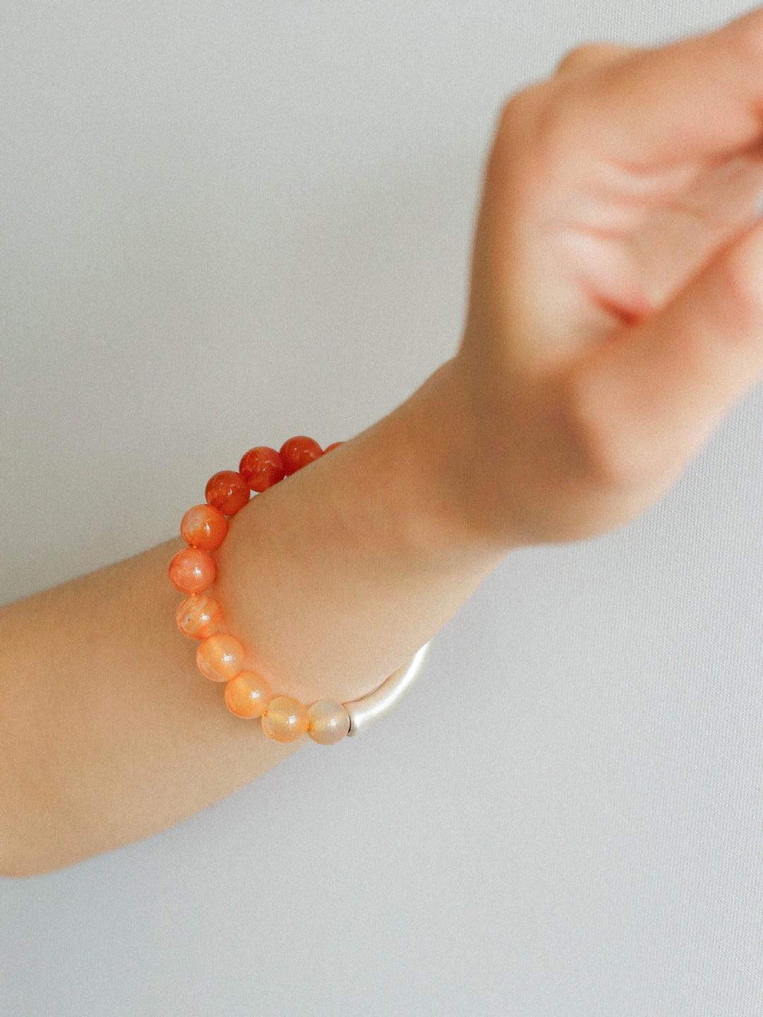 Red Agate Stretch Beaded Bracelet - Gembea Jewelry