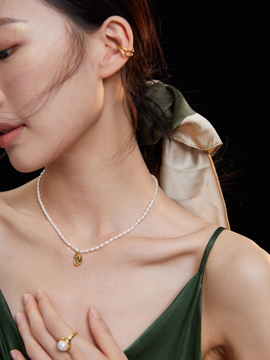 Queen Gold Pendant Rice Pearl Necklace-Gembea Jewelry